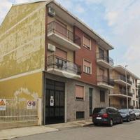 2 LOCALI A SETTIMO TORINESE