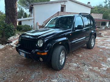 Jeep Cherokee 2800 limited