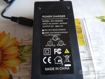 caricabatteria per bici elettriche