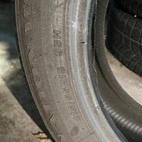 Gomme firestone 215/55-18