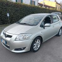 Toyota Auris 1.4 diesel automatica