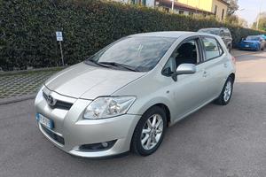 Toyota Auris 1.4 diesel automatica