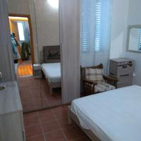 L'appartamento in buon stato, ammobiliato