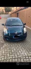 Yaris 1000 2006