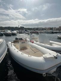 Gommone bwa modello America