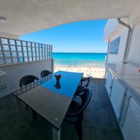 Bilocale con terrazzo vista mare e lido