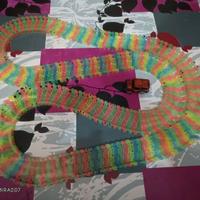 Automobilina con pista montabile