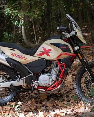 SWM GRAN TURISMO SUPERDUAL X 650cc
