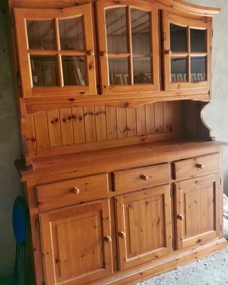 Credenza in legno stile rustico