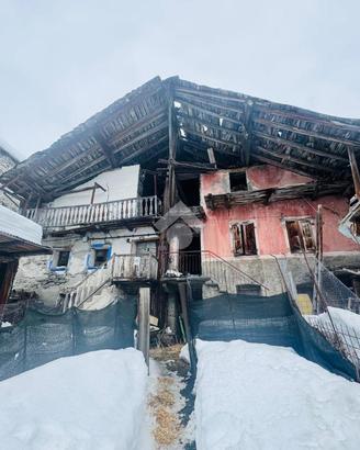RUSTICO A SAINT-RHEMY-EN-BOSSES