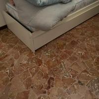 Letto con secondo letto e materassi