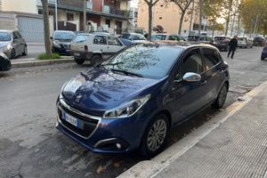 Peugeot 208 BlueHDi 75 5 porte Allure