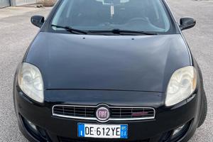 Anno : 2007
. Motore : 1.9 Multijet 120 CV
. Chilo