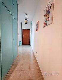 Anzio trilocale arredato con box auto