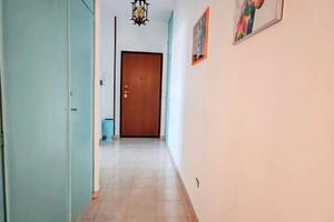 Anzio trilocale arredato con box auto