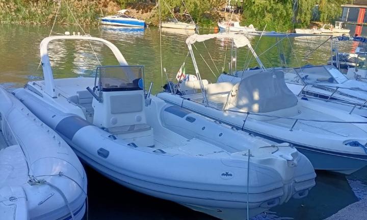 Bat artick 745 gommone mecruiser diesel efb