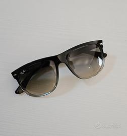 Occhiali da sole Ray-Ban RB4147