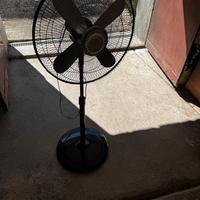 Ventilatore a colonna DCG