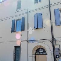 2 LOCALI A MEDICINA
