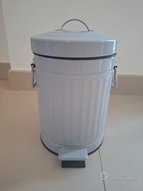 cestino spazzatura per bagno