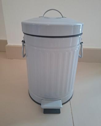 cestino spazzatura per bagno