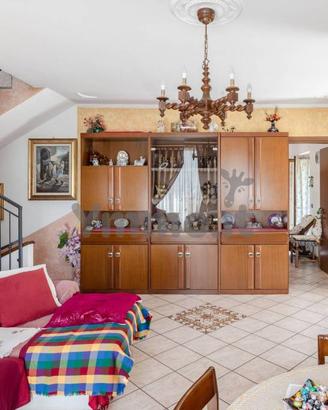 Villa di 184 m² con 3 locali e box auto doppio a P