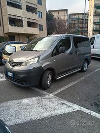 Nissan vettura 5 posti no autocarro 