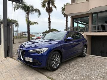 Alfa Romeo Stelvio 2.2 Turbodiesel 160 CV AT8 RWD 