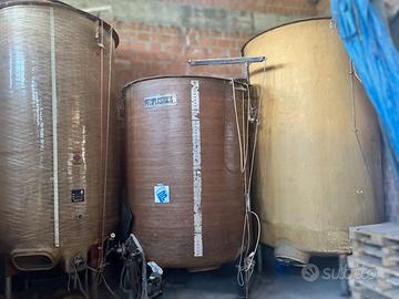 SERBATOI IN VETRORESINA