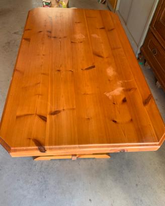 Tavolo in legno