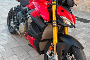 Ducati Streetfighter v4s 2024