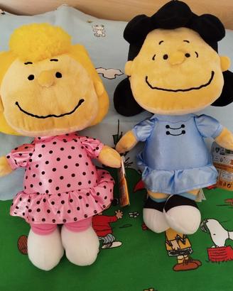 Due peluche dei Peanuts nuovi: Lucy e Sally