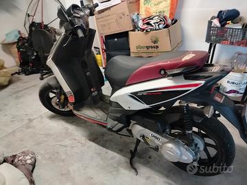 Aprilia  SR 50 motard