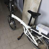 Bicicletta elettrica pieghevole