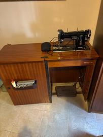 Macchina da cucire NECCHI