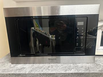 Hotpoint ariston forno a microonde da incasso