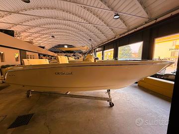 INVICTUS CAPOFORTE FX190 CON YAMAHA F115cv