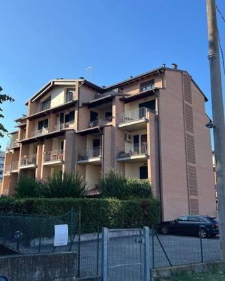 Appartamento di 132 m² con 5 locali e box auto a P