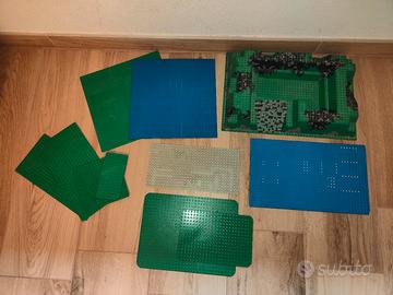 Lotto basi Lego con base castello 6090