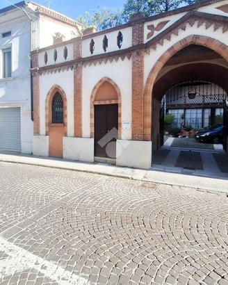 UFFICIO A MANERBIO