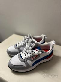 Sneakers Puma R78