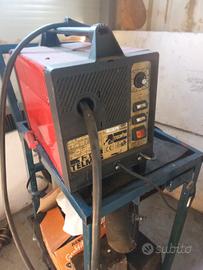 saldatrice a filo continuo 