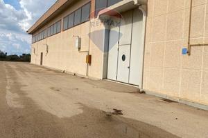 Capannone Industriale - Tuglie