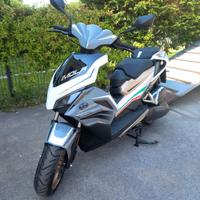 PROMO NUOVO SCOOTER F.B. Mondial IMOLA 125-WHITE