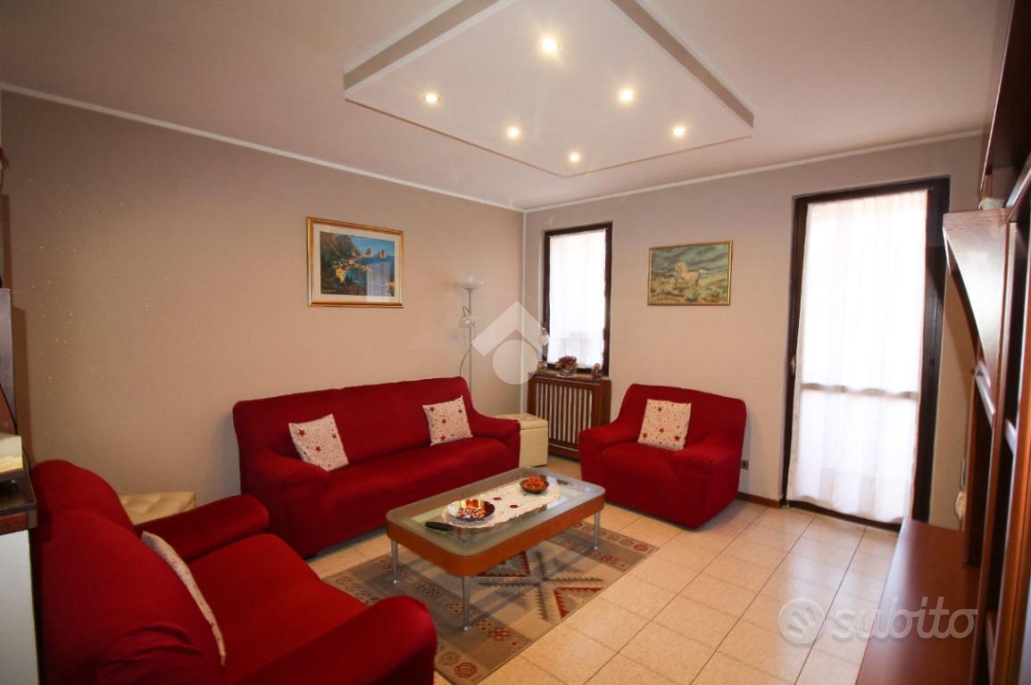 3 LOCALI A MALNATE - Vista 3