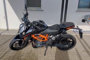 KTM 390 Duke ABS