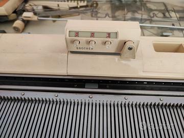 Macchina da maglieria KH-840 Brother