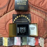 Omega Swatch mission to the moon