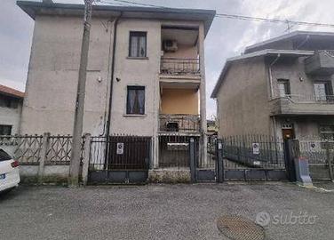 Immobile in asta di 66 m² con 2 locali e box auto 