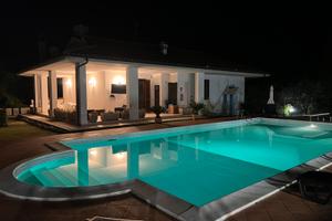 Villa in esclusiva con piscina privata - 15 posti